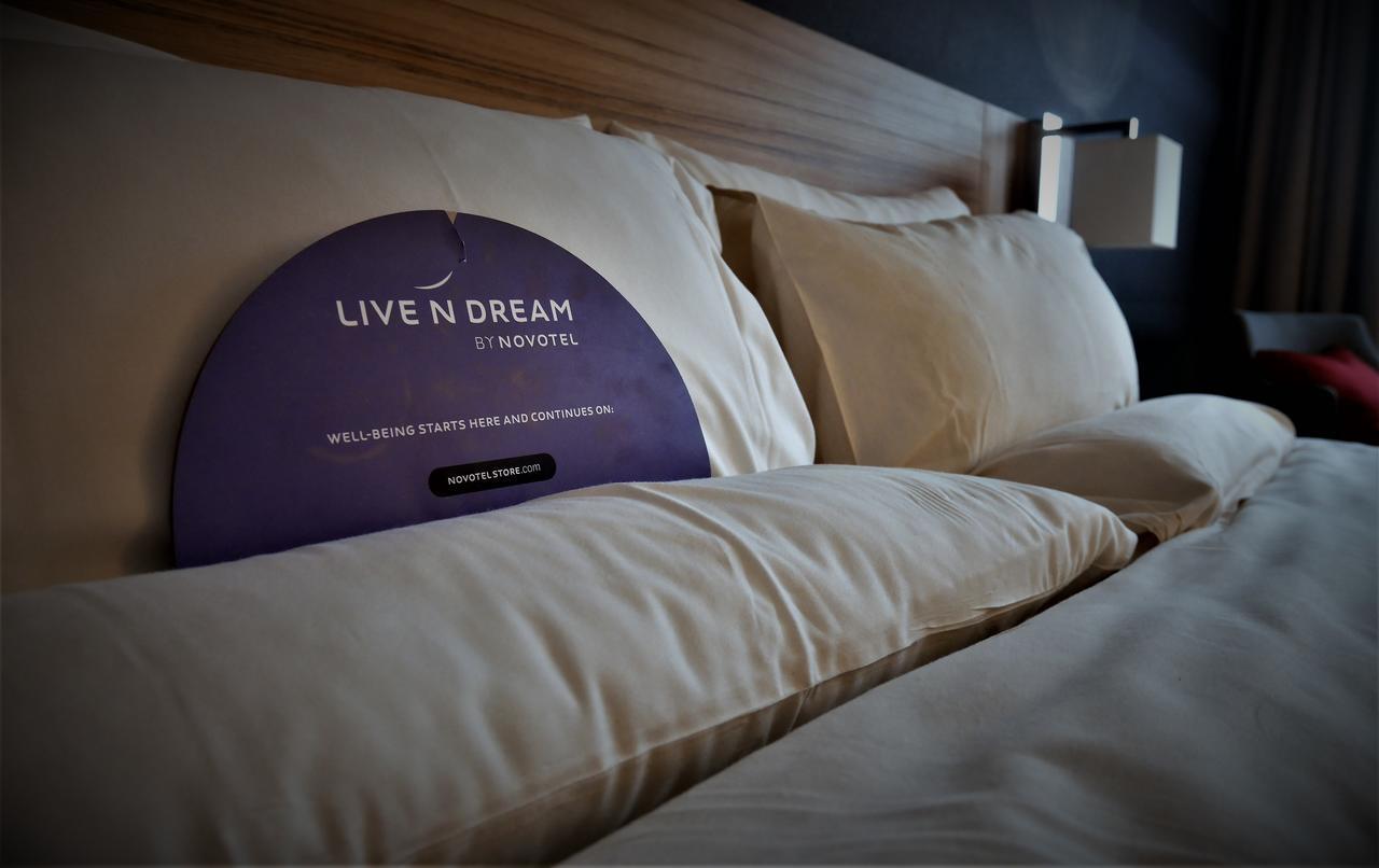 Novotel London Stansted Airport ستانستيد ماونتفيتشت المظهر الخارجي الصورة
