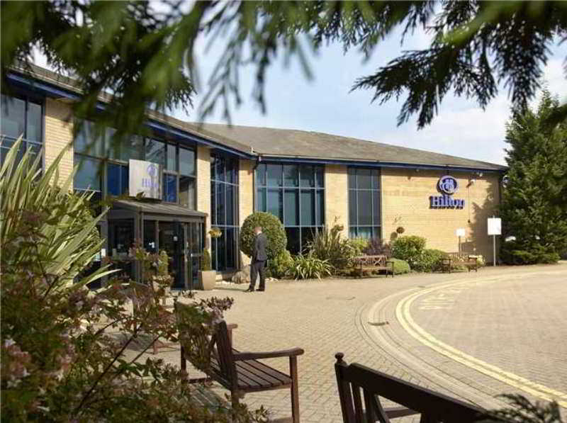 Novotel London Stansted Airport ستانستيد ماونتفيتشت المظهر الخارجي الصورة